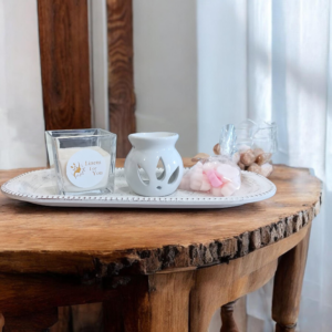 Σετ Δώρου: Ξύλινη Πιατέλα, Αρωματιστής Wax Melts & Κερί Baby Kiss